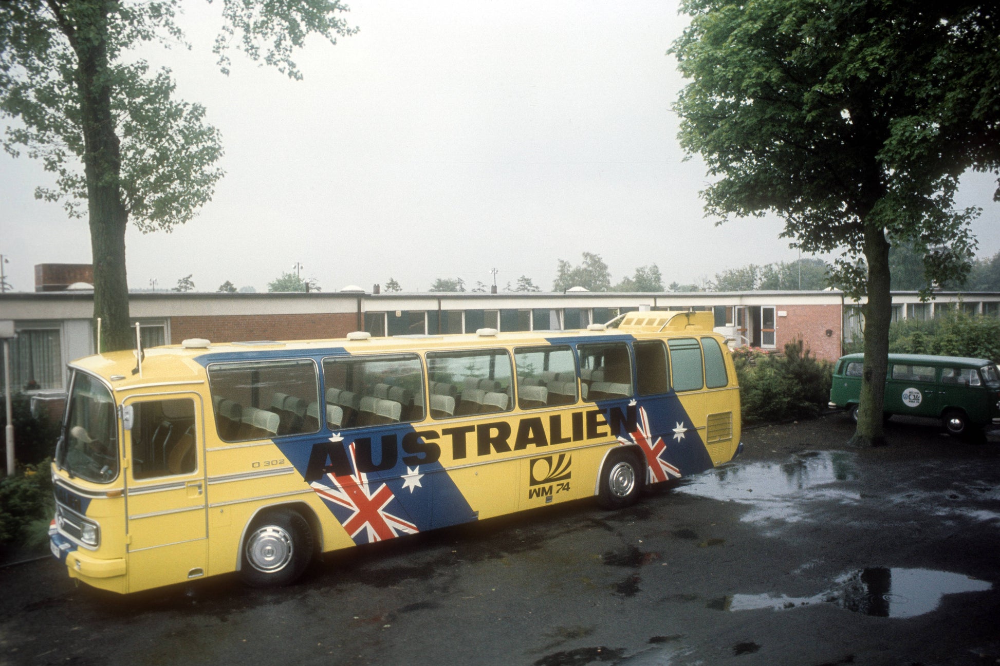 WM74 Australien Team Bus T-shirt